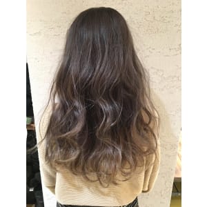 Attirerベージュグラデ