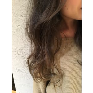 Attirerベージュグラデ