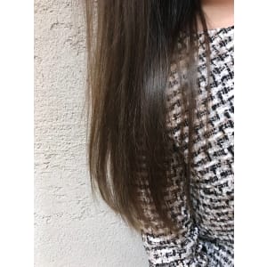 写真じゃ伝わりにくい、色が生きてる！？グレージュ