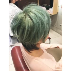 エメラルドグリーンショート - EMU international 春日部本店【エムインターナショナル】掲載中