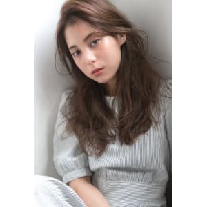 【Luana　難波】外国人風くびれセミディ