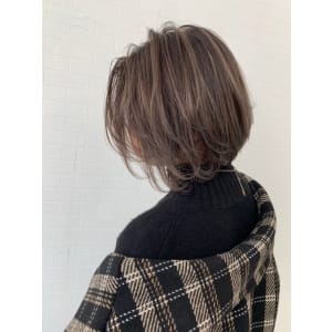 グラデーションハイライト【prize池袋西口店】