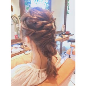 【結婚式・二次会】カジュアルあみおろしstyle