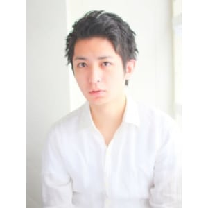 大人カジュアルショートスタイル