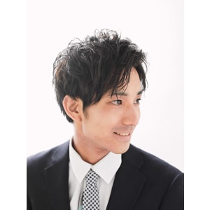 ビジカジくせ毛風パーマ【Attirer飯田裕之】