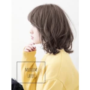 横顔美人ボブディ