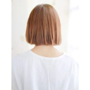 ツヤ感ワンカールボブスタイル