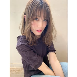アフロート添田】大人かわいいくびれセミディイルミナカラー