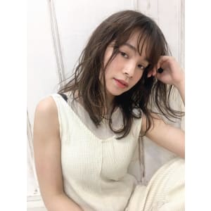 ナチュラルレイヤーセミミディ