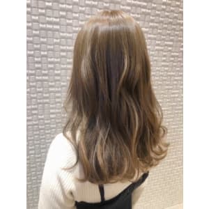 【新宿 Olives by neolive】モテ髪スタイル