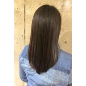 Aujuaトリートメントでサラツヤロング！！
