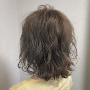 ミルクティーベージュ