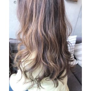ふわふわブルーアッシュロング☆ - EMU international 春日部本店【エムインターナショナル】掲載中