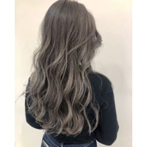 シースルーグレージュハイライト