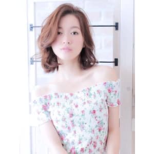 大人ひし形小顔ボブ シナモンベージュカラー