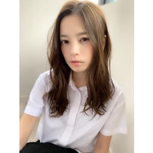 アフロート添田】ハイライトアッシュのくびれセミディ	