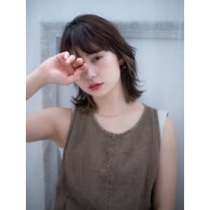 【Luana　難波】透明感ヌーディーカラー