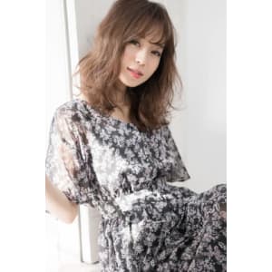 【Luana　難波】モテくびれセミディ