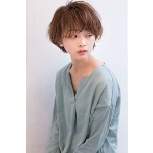 簡単にブローしやすく扱いやすいショート　 AKI-478