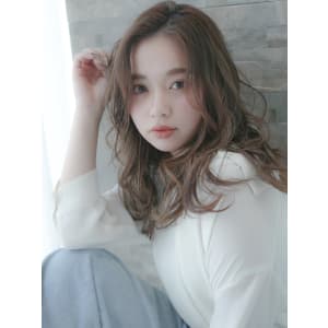 柔らかみのある大人キュートスタイル★