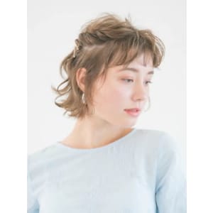 ツイストねじり編み - HAIR & MAKE EARTH 調布店【ヘアメイクアース チョウフテン】掲載中