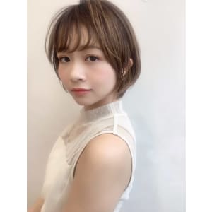 大人小顔エッジショート