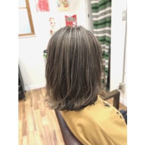 コントラストハイライトグレージュ - hair studio Romeo【ロメオ】掲載中