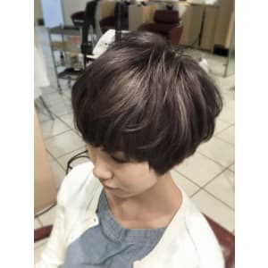 個性派カラーショート - EMU international 春日部本店【エムインターナショナル】掲載中