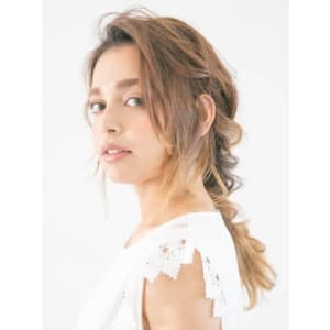 ふんわり編み下ろし - HAIR & MAKE EARTH 神楽坂店【ヘアメイクアース カグラザカテン】掲載中