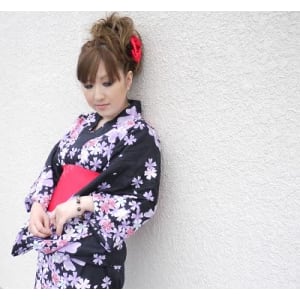 細かくねじり上げた、横寄せアップスタイル☆ - Hair&Spa More By LikkleMore【ヘアアンドスパモアバイリコモ】掲載中