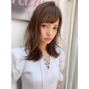 【山田】アフロート  ヘルシーレイヤー外ハネセミディy42