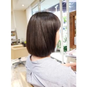 大人ボブ×髪質改善ストレッチトリートメント