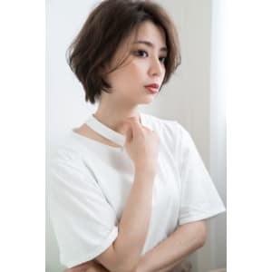 【Luana　難波】ナチュラル前下がりボブ