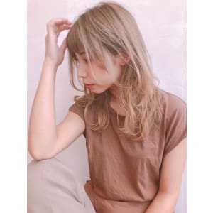 ウルフ 　セミロング ミルクティーカラー【y－４８９】