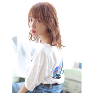 【夏・ベージュカラー】ミディアムレイヤー