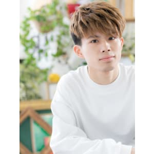 重軽MIX★外国人風ハイトーン束感ショート　エアリーショート