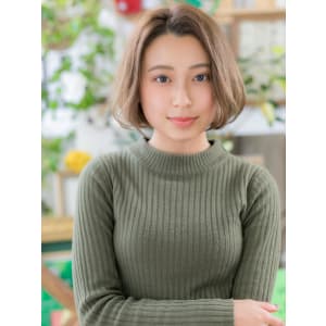 センターパート＊ナチュラルワンカール大人ボブ　マシュマロボブ