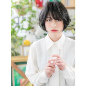 ショートでも◎黒髪ナチュラルくせ毛風カール　ふんわりボブ