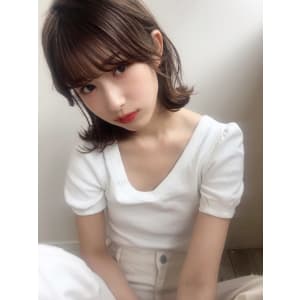 大人小顔切りっぱなし外ハネボブ　
