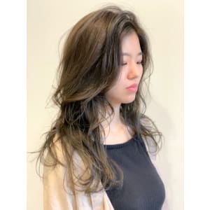 カーキアッシュ×グラマラスロング