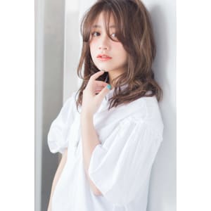 ツヤ感アッシュベージュミディ :o284