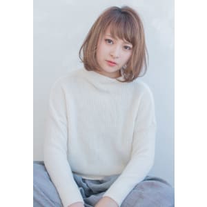 ナチュワンカールの明るめボブ :o185