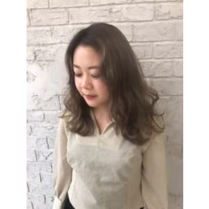 《prize池袋西口店》＊YUKI  ミルクティグレージュ