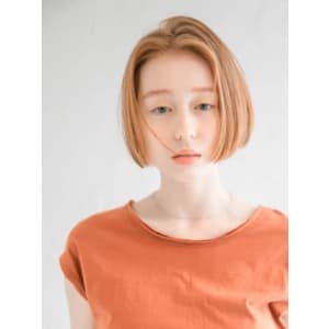 切りっぱなしミニボブスタイル - HAIR & MAKE EARTH 神楽坂店【ヘアメイクアース カグラザカテン】掲載中