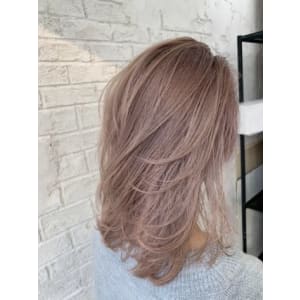 【prize池袋西口店】原隼也 スリークベージュ