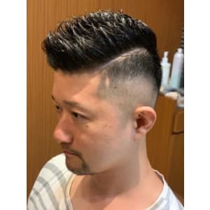 アイロンパーマ スキンフェード in ginza - ヘアーモードキクチ 銀座店【ヘアーモードキクチ】掲載中