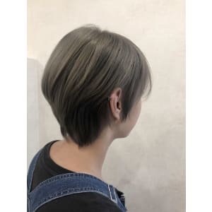 カーキーグレージュ【見附】【長岡】 - Accueillir Pur hair【アクイール ピュール ヘア】掲載中
