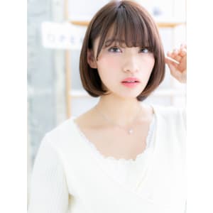 輪郭カバーで小顔見せ！黒髪・透明感・大人ボブ　スマートボブ