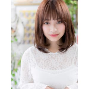 センターパートで小顔♪ワンカールストレート　ニュアンスカール