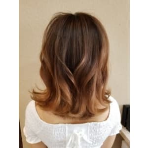 ボブ×バレイヤージュ